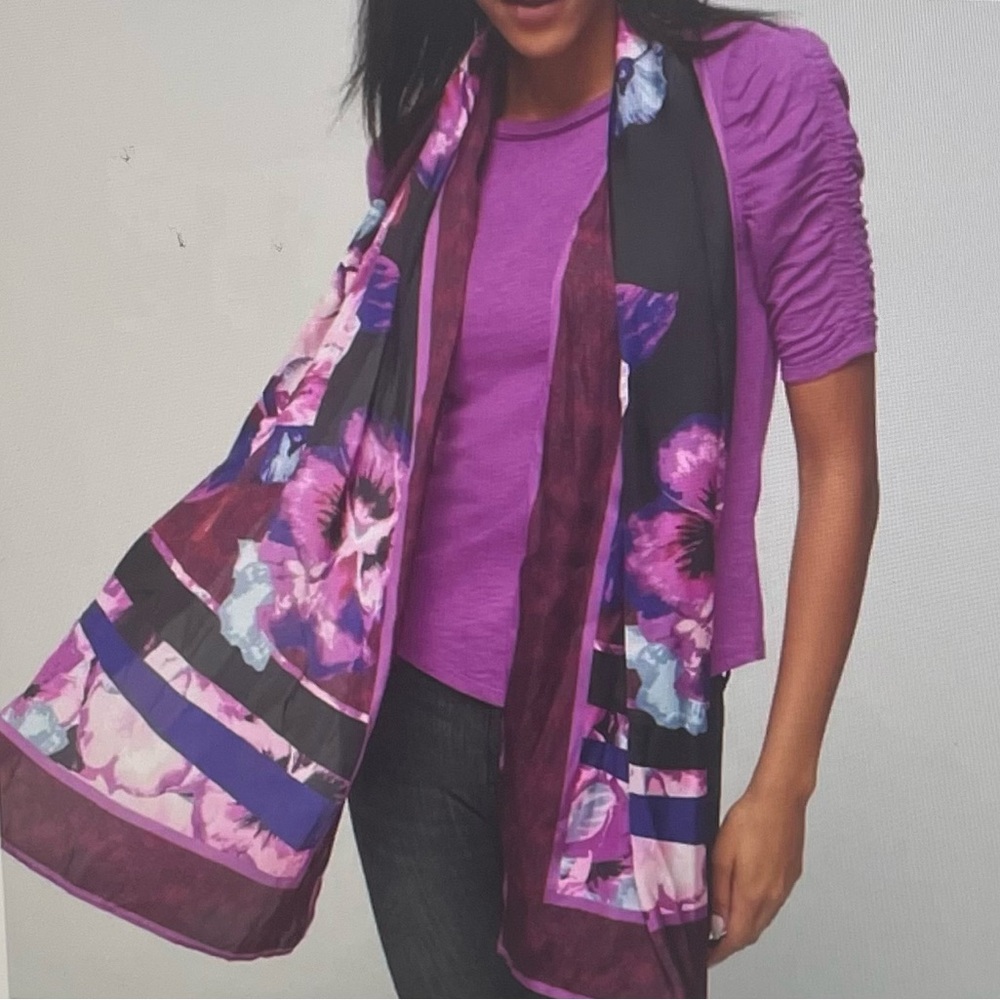 NWT WHBM Viola Oblong Scarf Cabernet - Picture 1 of 14
